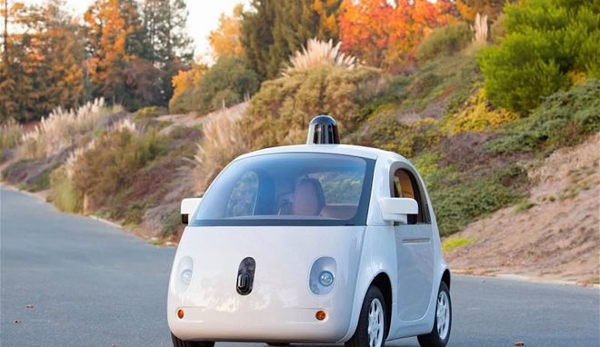 سيارة جوجل ذاتية القيادة ستدخل خط الإنتاج
