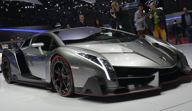 ستحتفل لامبورغيني Centenario بمئوية مؤسس الشركة في معرض جنيف